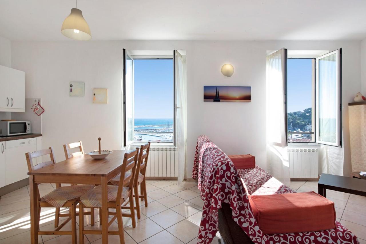 Trilocale In Villa Vista Mare Apt 3 Varraze Exterior foto