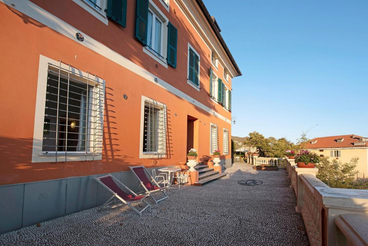 Trilocale In Villa Vista Mare Apt 3 Varraze Exterior foto