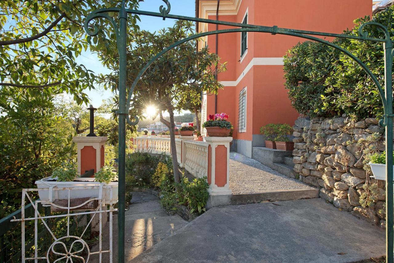 Trilocale In Villa Vista Mare Apt 3 Varraze Exterior foto